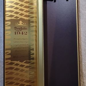 DON JULIO 1942 BOX & BOTTLE